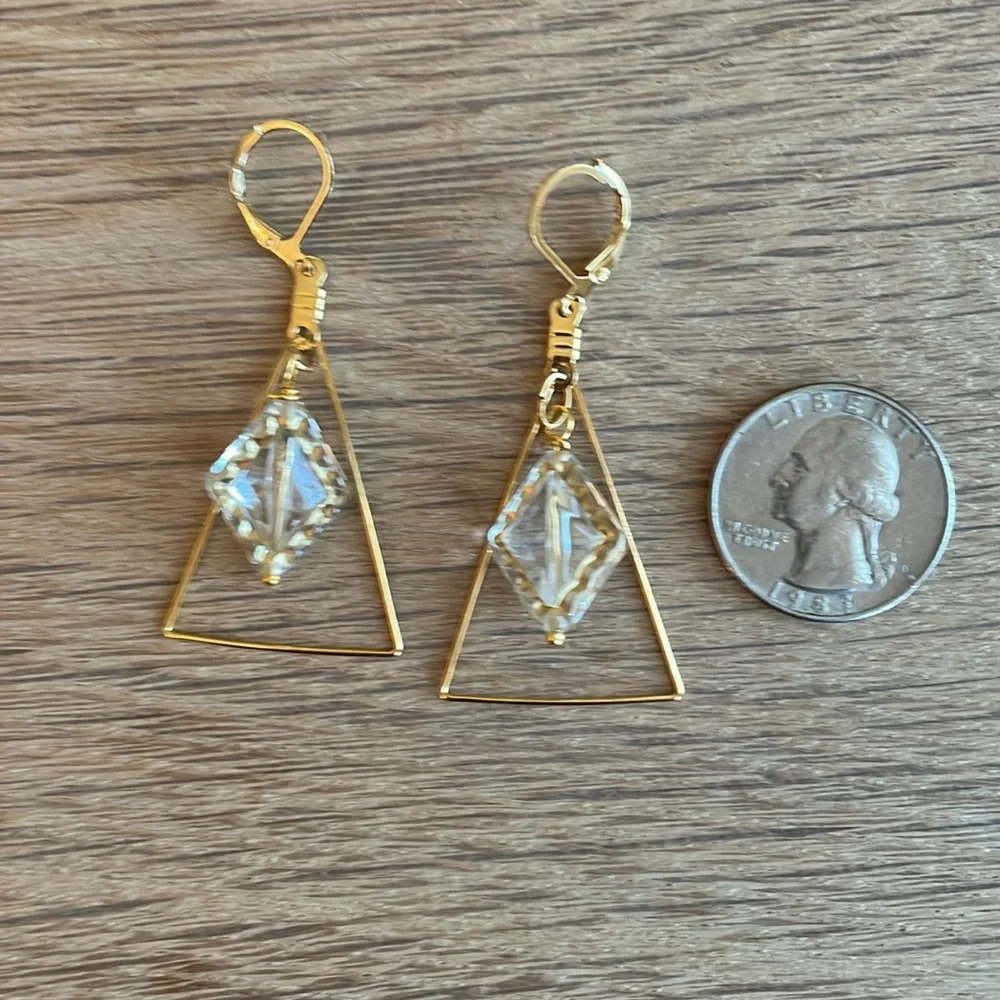 HAND CRAFTED TRIANGULAR PIERCED EARRINGS Gold Clear Statement Drop